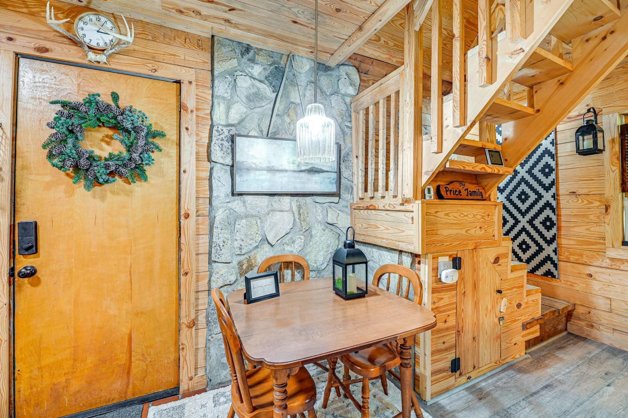 Villa Charming Roaring Gap Cabin With Patio And Fire Pit! Abshers Exterior foto